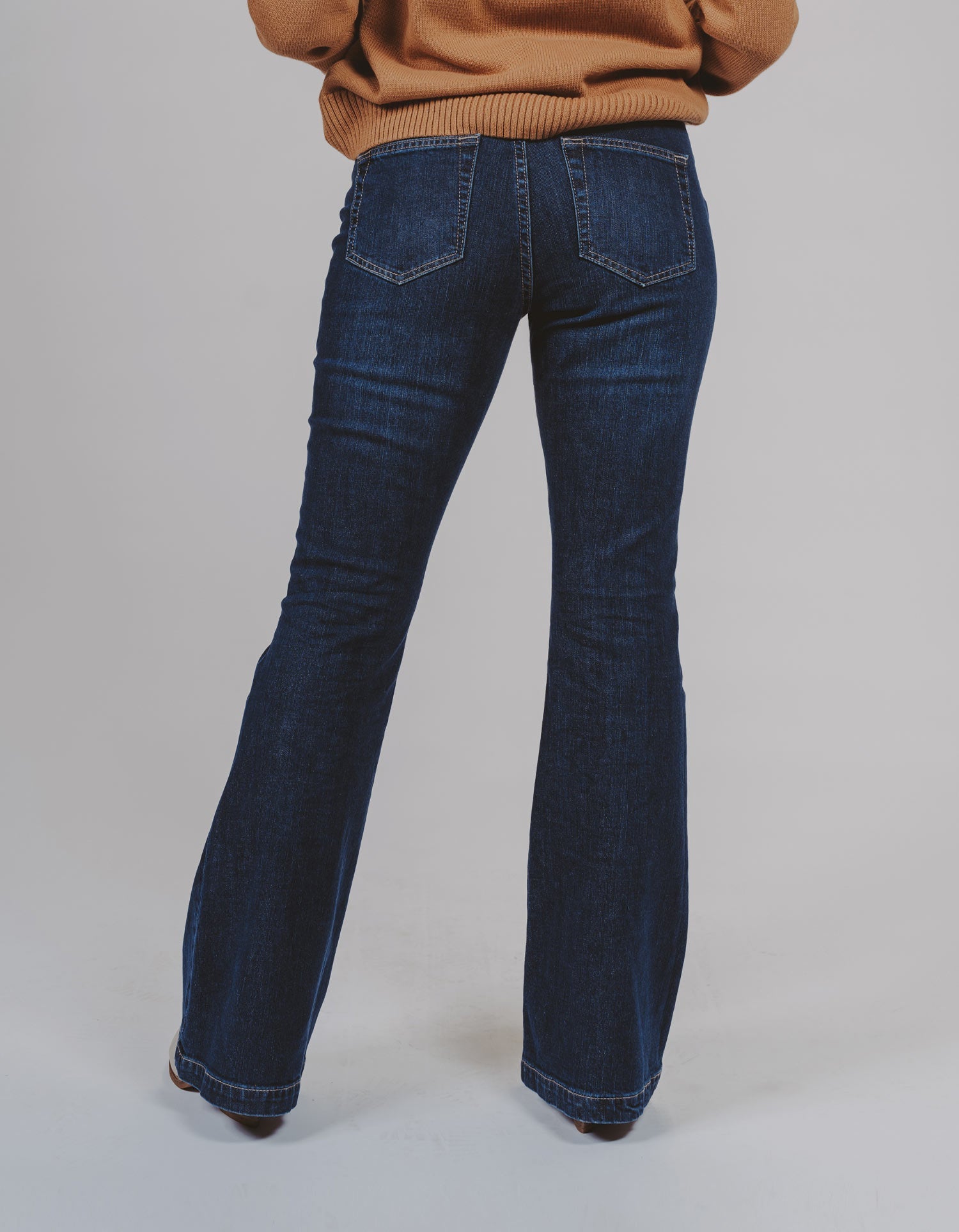 Mid-Rise Flare Jean in Dark Indigo