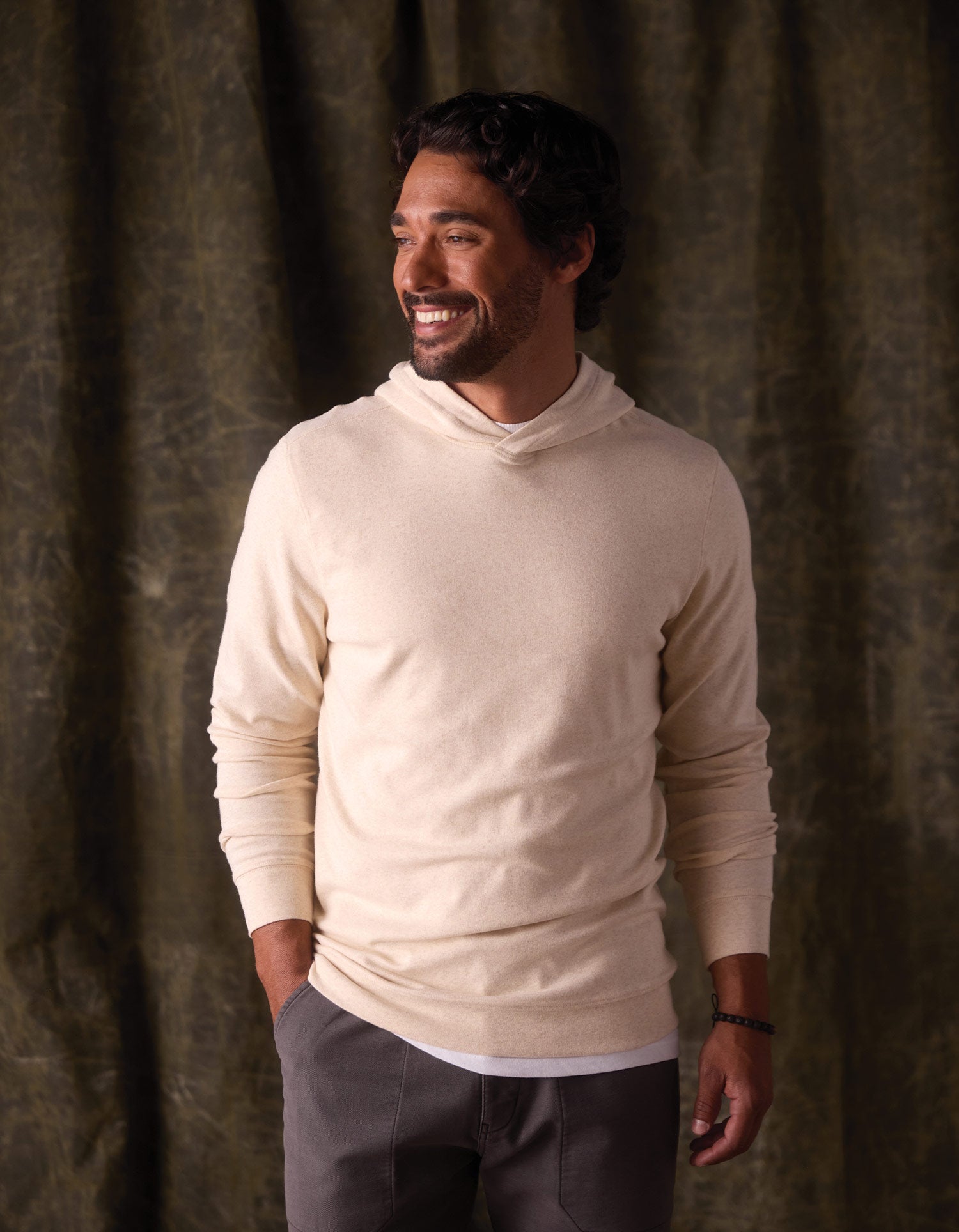 Puremeso Essential Hoodie in Fossil