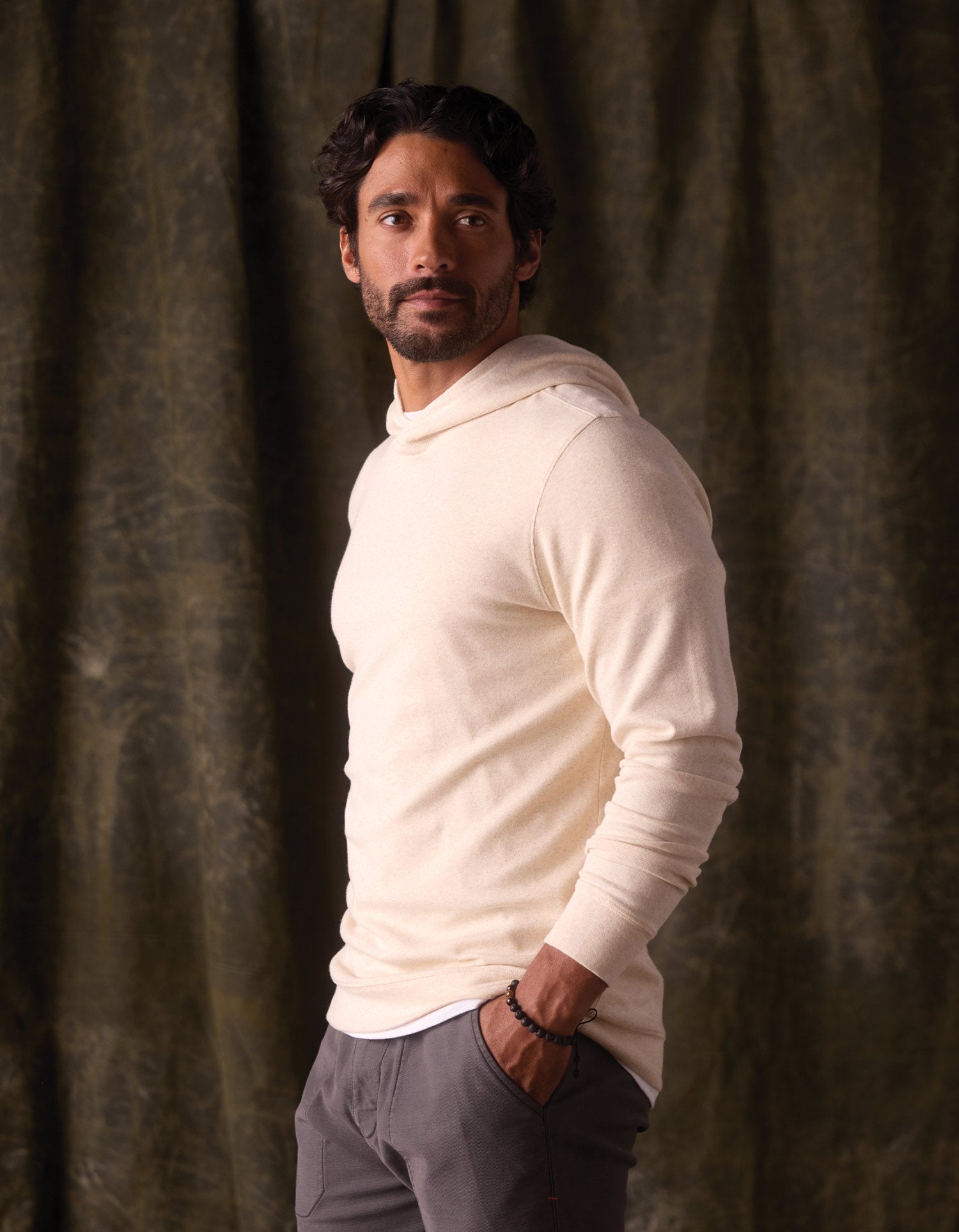 Puremeso Essential Hoodie in Fossil